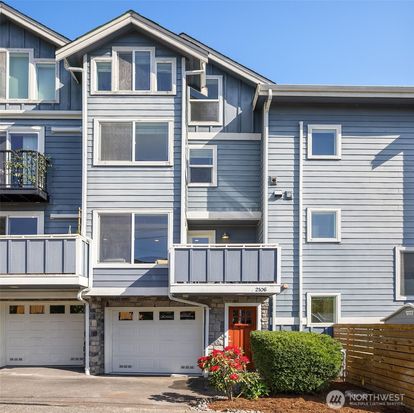 2106 W Ruffner Street, Seattle, WA 98199