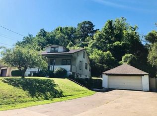 3144 New England Rd, West Mifflin, PA 15122