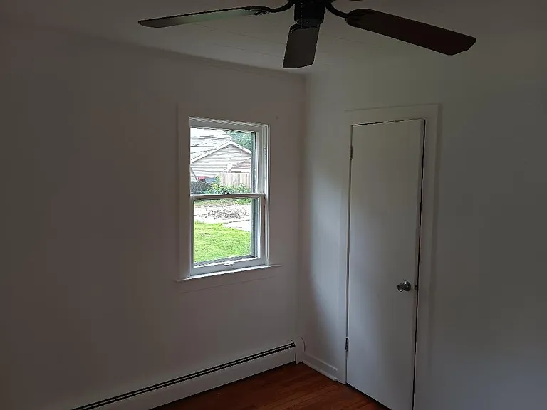 14440 Kolmar Ave — Photo 4