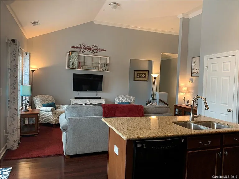 14722 Inter Milan Way — Photo 25