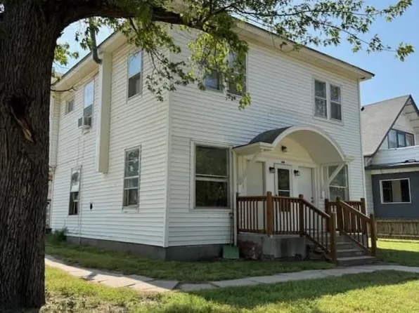 229 E 6th Ave, Hutchinson, KS