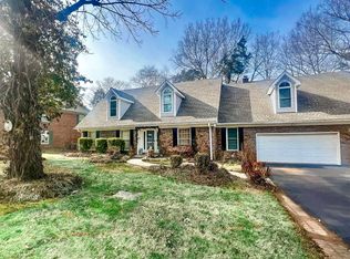 2031 Barberry Ct, Bowling Green, KY 42104