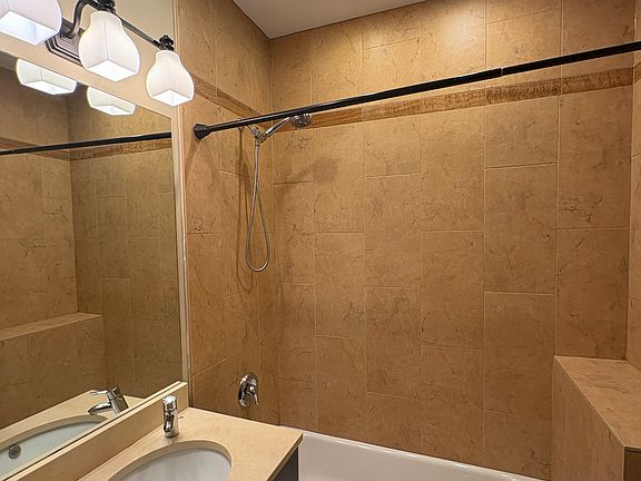 3rd image of 2407 N Milwaukee Ave #402
