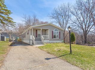 12516 Garland Ave, Apple Valley, MN 55124