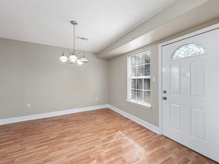 1728 Connorvale Rd #B — Photo 9