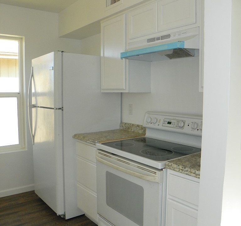 1st image of 834 N Cherry APT 201