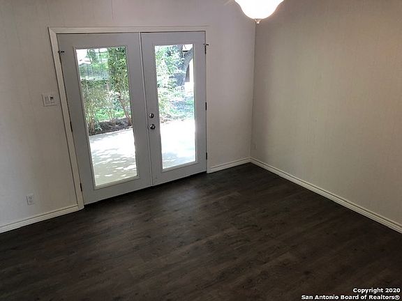 2nd image of 602 John Vance Dr