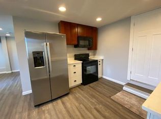 1102 N Sheridan Ave APT A, Tacoma, WA 98403