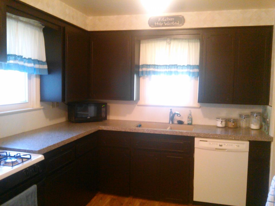 1st image of 2435 Grovewood Ave