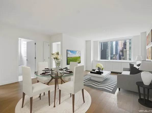 430 West 34th Street image 1 of 7