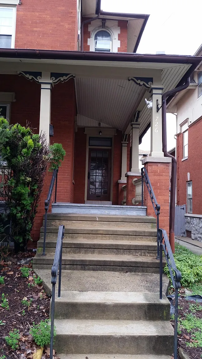 726 N Lime St photo 1