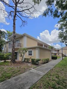 8300 Bardmoor Blvd APT 110, Seminole, FL, 33777