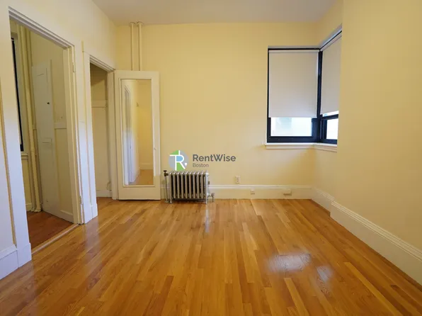 504 Beacon St, Boston, MA