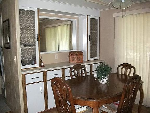 4th image of 3233 Junction Cir