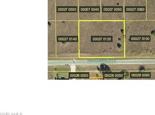 1115 Eauclaire St E, Lehigh Acres, FL 33974