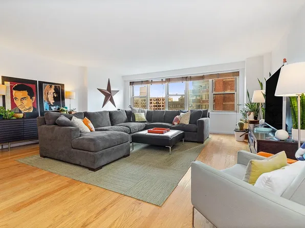 305 E 24th St #12U-14U, New York, NY 10010