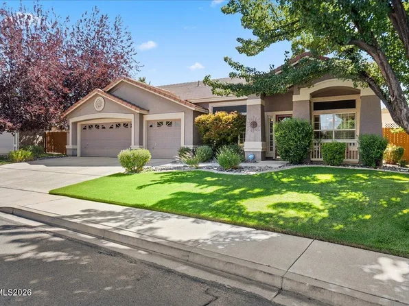 7926 Del Fuego Dr, Sparks, NV 89436