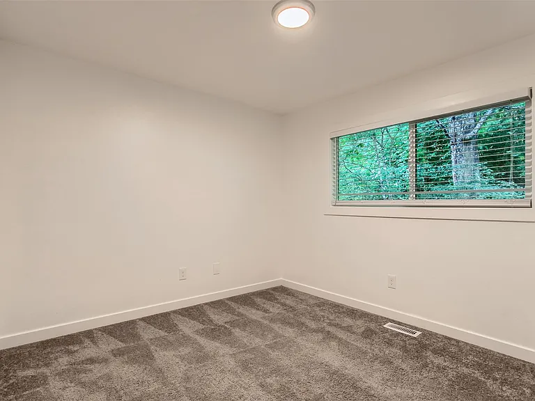 3396 SW Beaverton Hillsdale Hwy — Photo 16