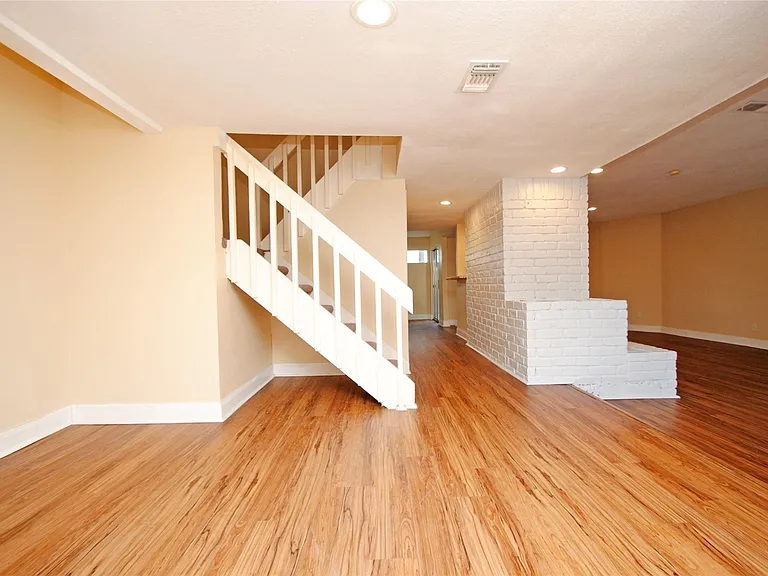 738 Country Place Dr #C — Photo 13