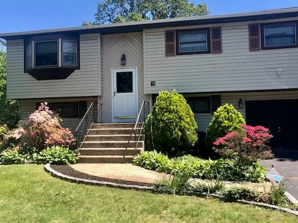 15 Fulton Street, Brentwood, NY 11717
