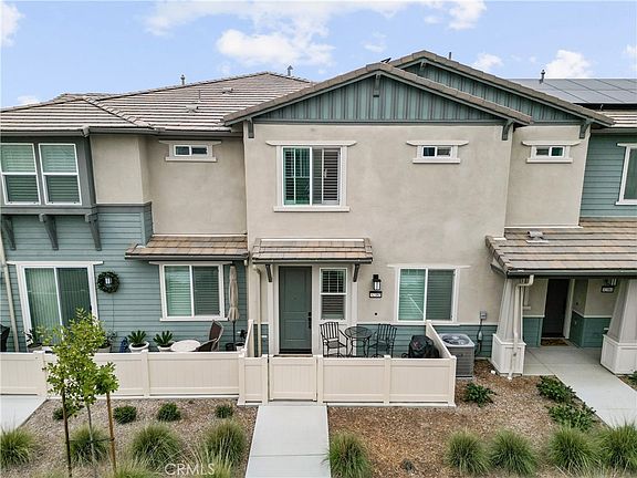 2nd image of 32385 Brunello Way