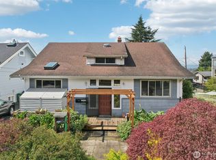 4817 Greenwood Ave N, Seattle, WA 98103