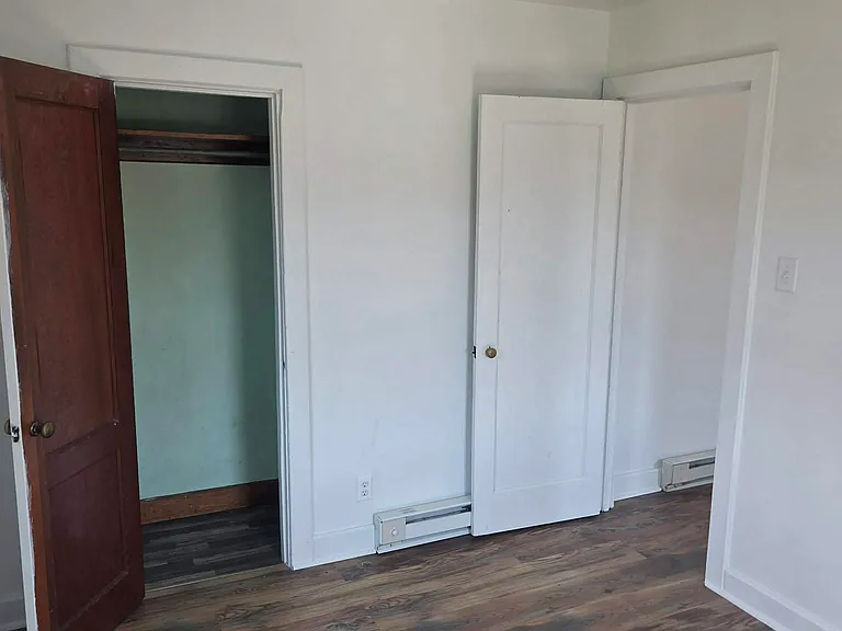 404 Walnut St #B — Photo 7