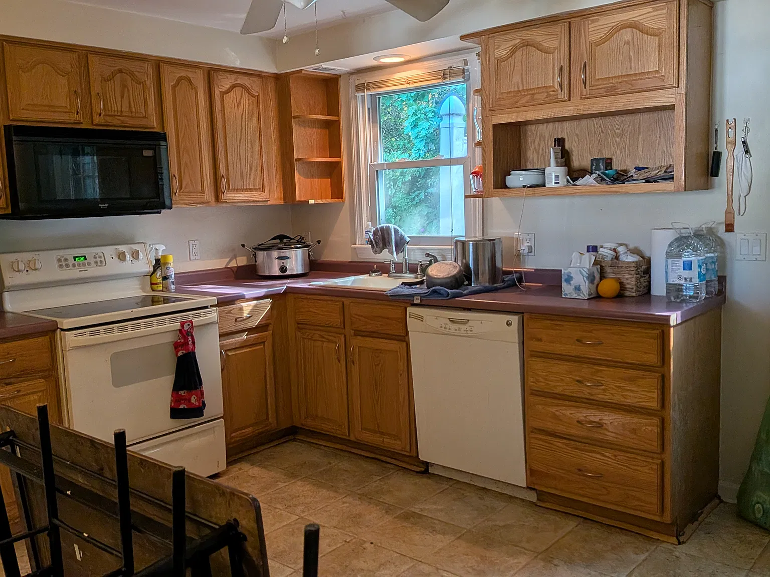 2 bed, 884 sqft, $1,650 — Photo 2