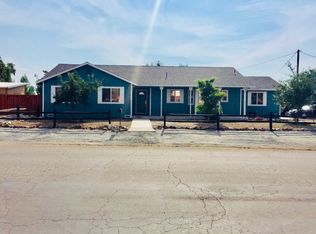 512 S Whitacre St, Yerington, NV 89447