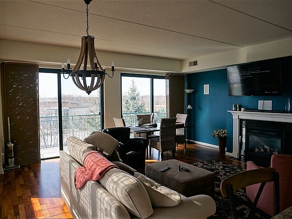 5th image of 6420 Double Eagle Dr Unit 313