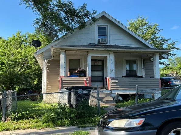 2913 Erskine St, Omaha, NE 68111