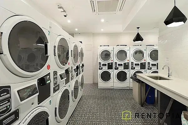 Rented by Rentopia | media 80