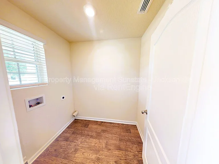 89 Logrono Ct — Photo 16