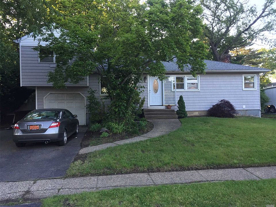 1st image of 35 Prairie Dr