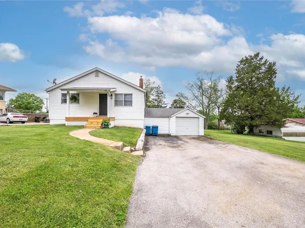 3137 Dillon Dr, Saint Louis, MO 63125