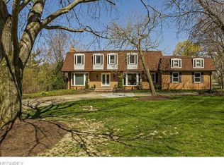 28301 Cambridge Ln, Pepper Pike, OH 44124