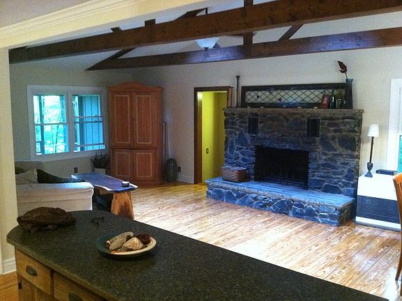 2nd image of 28 Emilys Ln