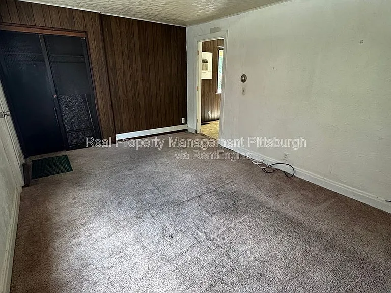 2812 Edwards Way — Photo 3