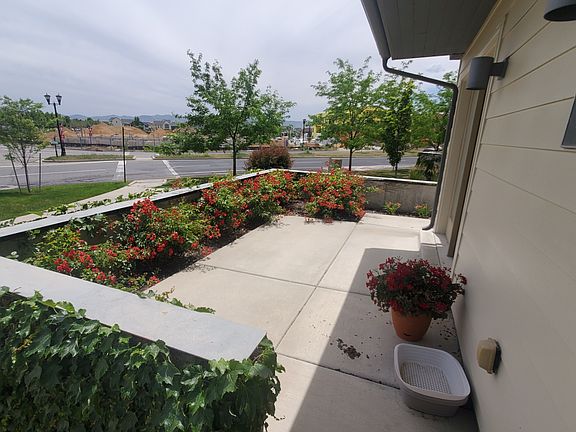 4th image of 4588 W South Jordan Pkwy