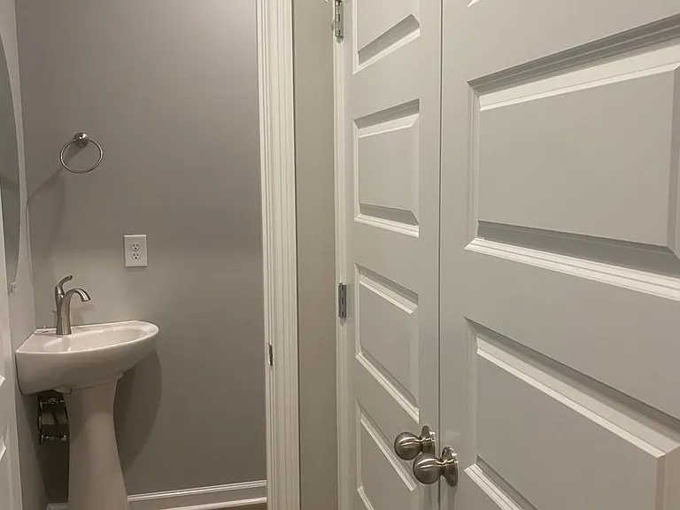 714 Gracey Ave — Photo 10