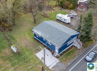 2020 Leithsville Rd, Hellertown, PA 18055