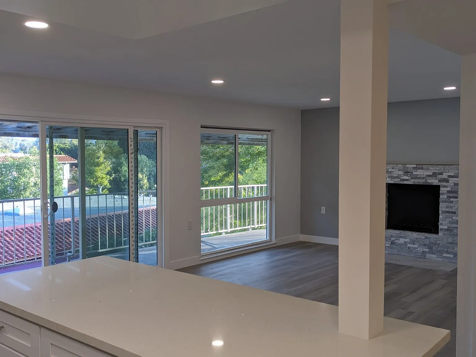 2 bed, 1100 sqft, $2,975 — Photo 4