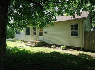 3105 13th St, Columbus, IN 47201