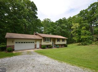 3910 Hooper Rd, New Windsor, MD 21776