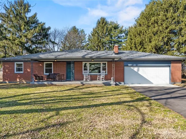 6715 Tanyard Rd, Yellow Springs, OH 45387
