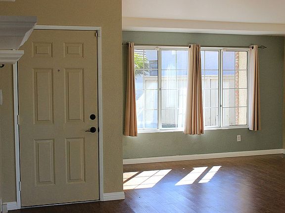2nd image of 44785 Camino Alamosa