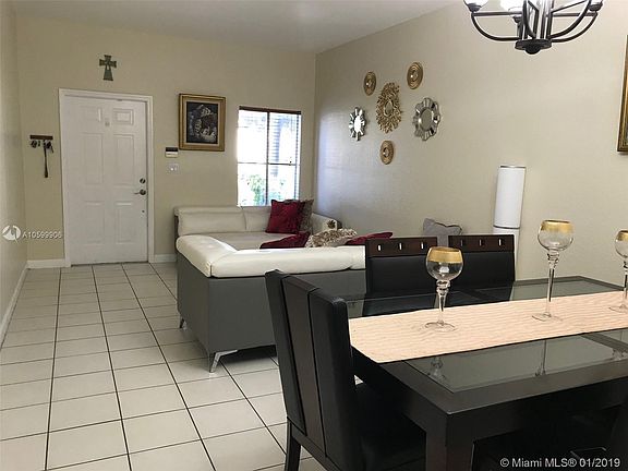 4th image of 11352 NW 56th St