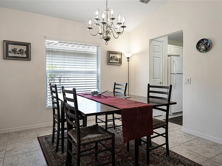 10082 Oakhurst Way — Photo 10