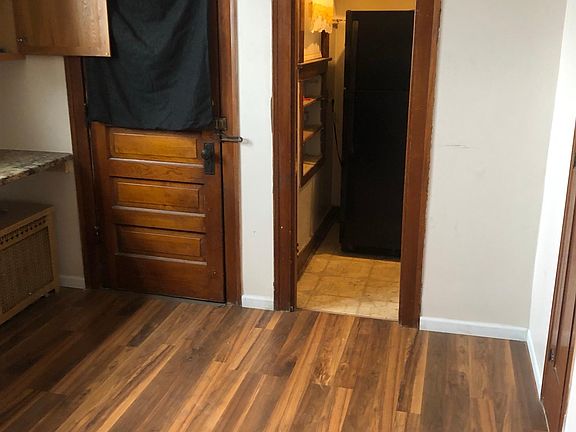 3rd image of 3318 N Laramie Ave #2