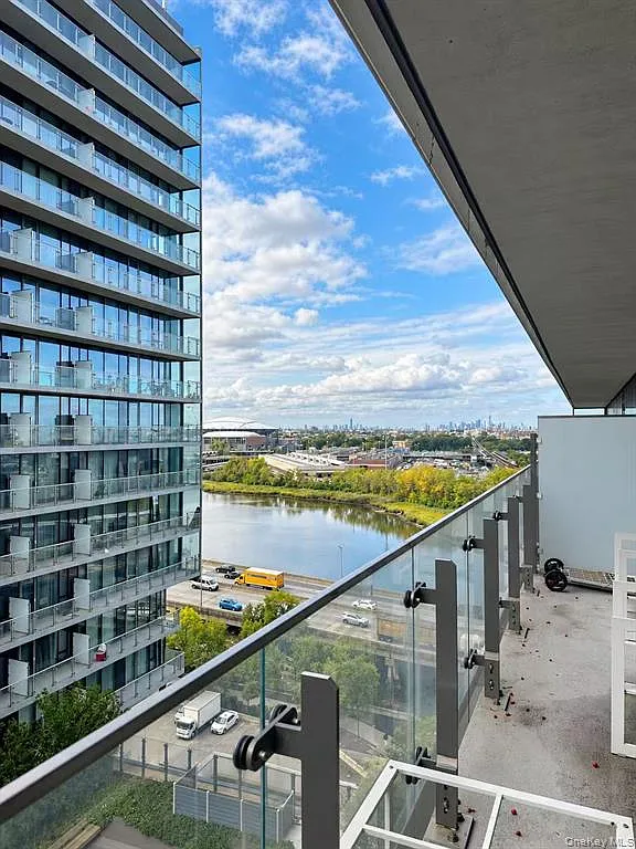 1 bed, 7650 sqft, $3,600 — Photo 2
